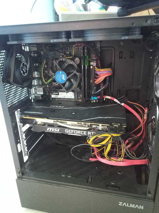 Геймърски компютър RTX 2070 super; Intel i7-9700; 32GB DDR4 3200MHz; 256GB SSD + 512GB HDD