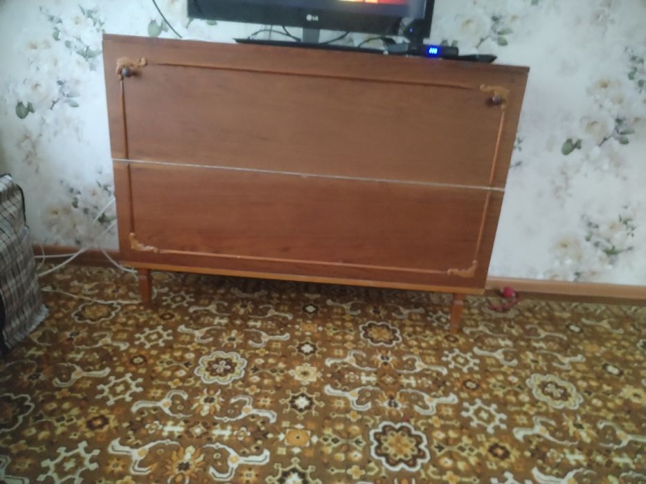 Продам      комод