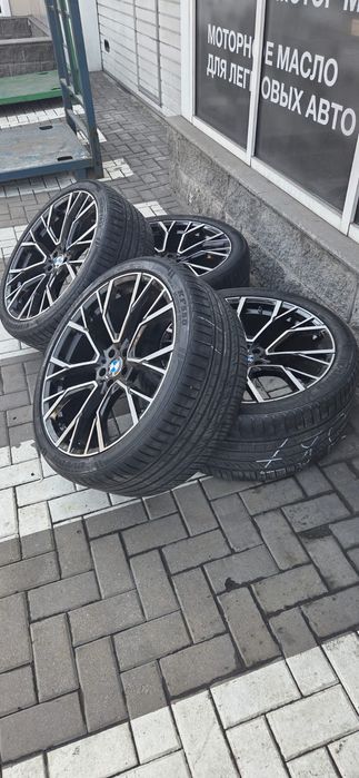 Комплект шины + диски BMW X5, X7