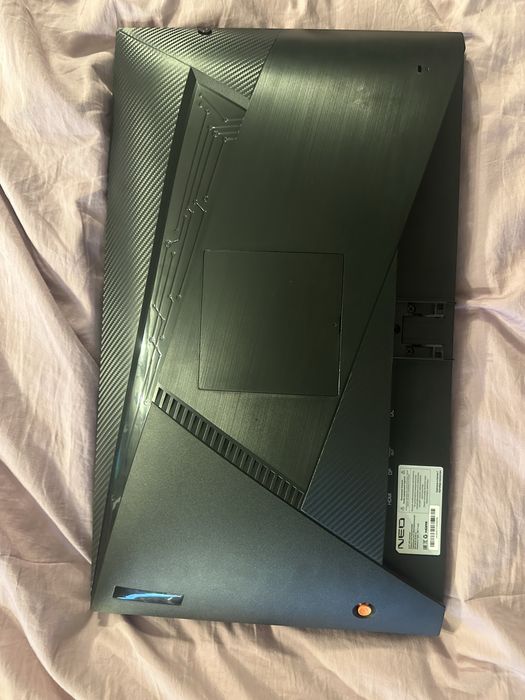 Монитор NEO сломанный