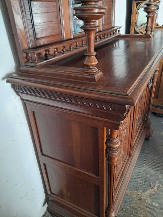 credent  din lemn masiv