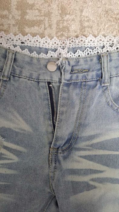 джинсы клеш на низкой посадке