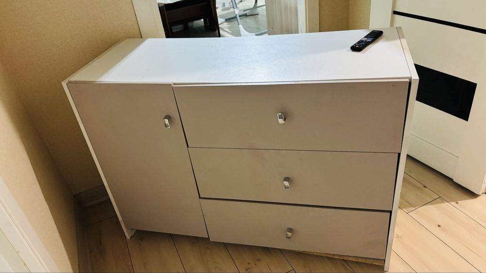 Камод серый-белый