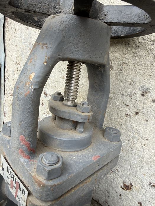 Шибърен водопроводен кран