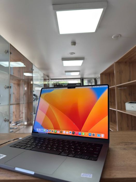 MacBook Pro 14/2023/М3 / Мак бук 14 • рассрочка 0-0-12