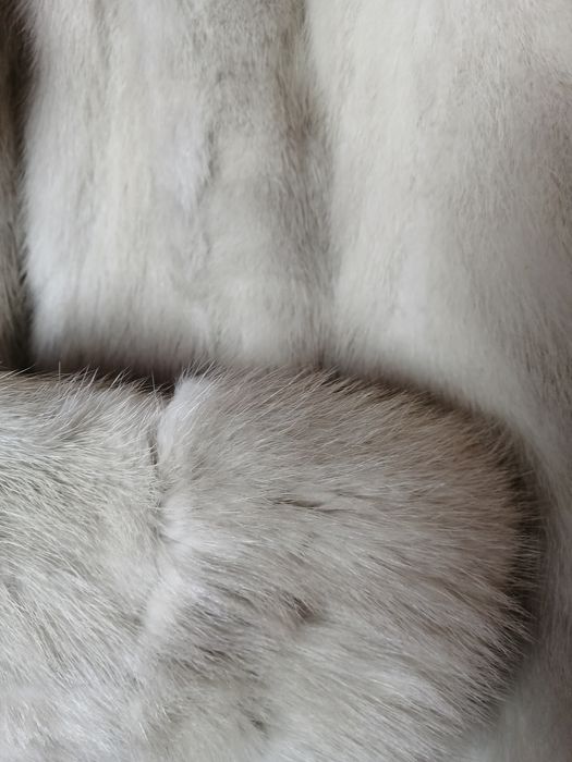 Шуба норковая крем 52 размер