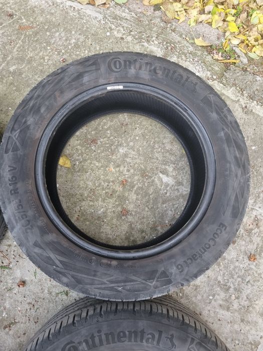 Vând set anvelope vară Continental