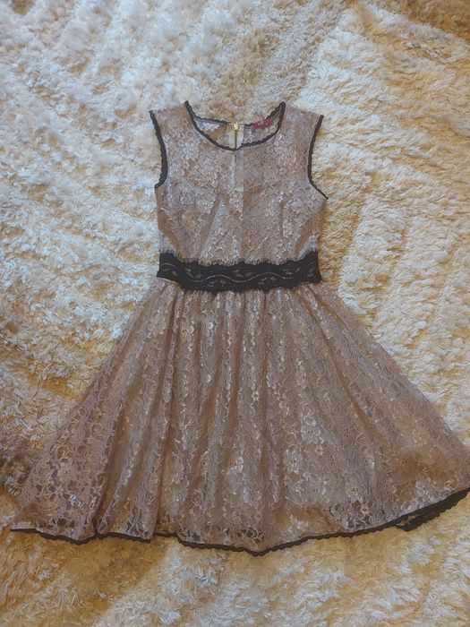 Rochie din dantela - S