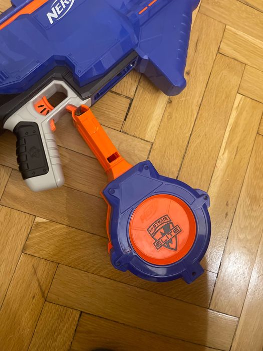 Vand Nerf copii ( pistoale, puști)