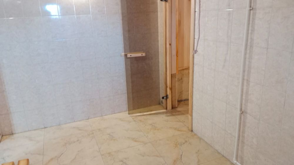 Жаркая новая  баня