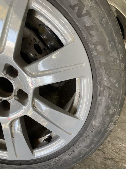 Jante audi r17,anvelope de vara in stare foarte buna!!