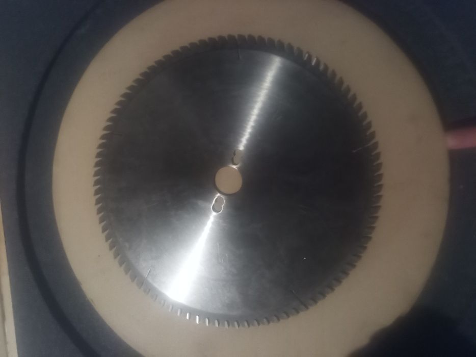 Vând pânze circular fabricate in germania