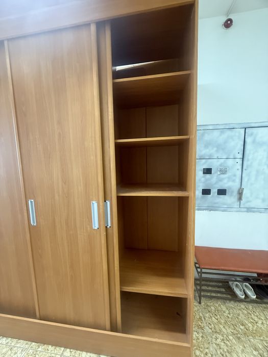 Отдам шкаф не новый