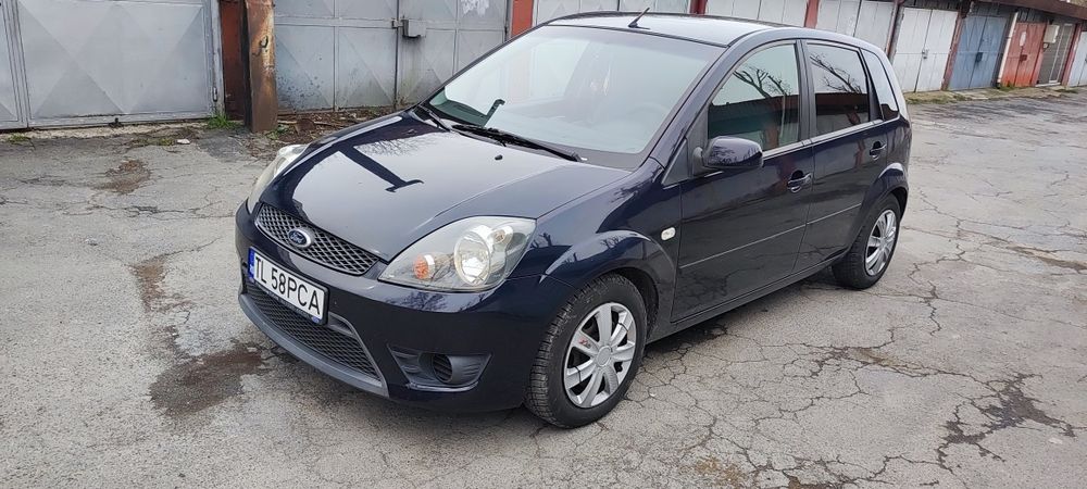 Ford fiesta benzina