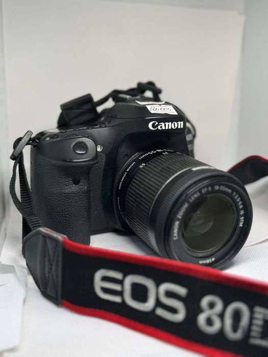 Фотоаппарт Canon EOS 80D