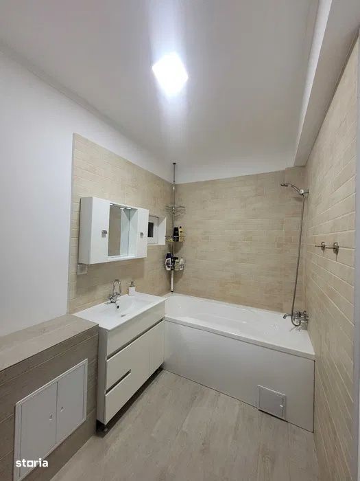 Apartament 2 camere de 49,8mp plus balcon , zona : Floresti