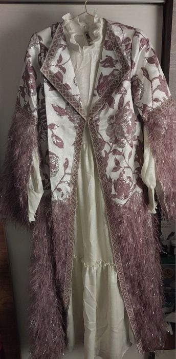 Ansambl. Holati: a'lo darajada.