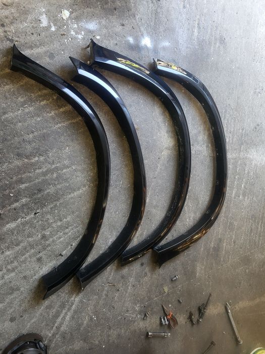 Лайсни, вежди, раздувки за E70 М пакет