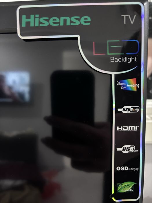 Телевизор Hisense + приставка (цифровое тв)