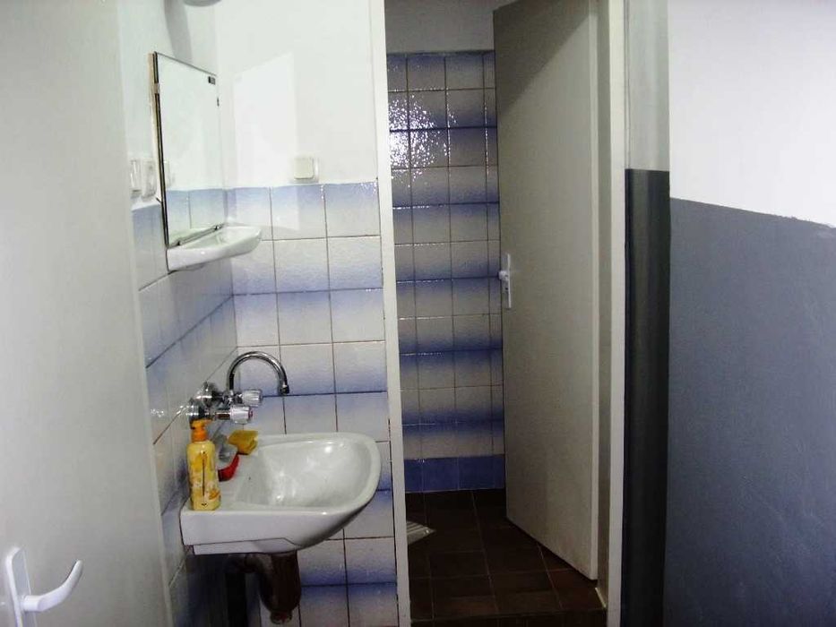 Дава се под наем Промишлена сграда в София, Лозенец - 194 кв.м за 612 € - Снимка #7