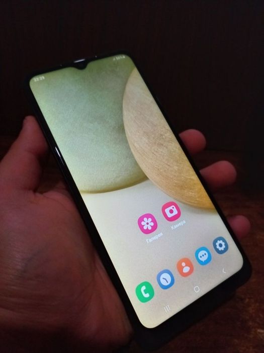 Срочно продам Самсунг А12 64/4гб