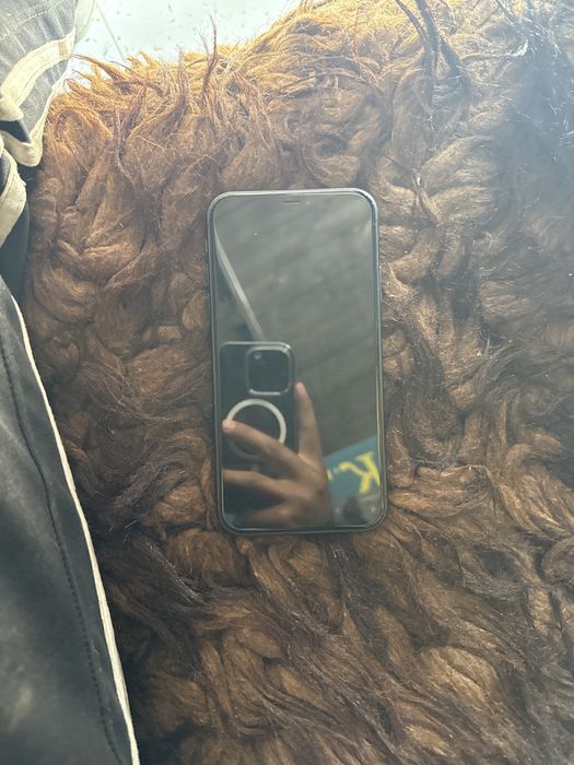 iPhone 11 сатылады