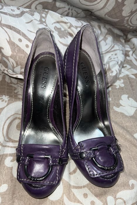 pantofi cu toc GUESS