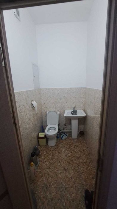 3 xonali uy yaxshi holatda sotiladi