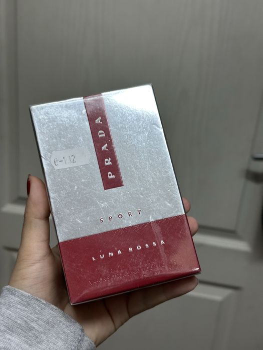 Prada sport luna rossa