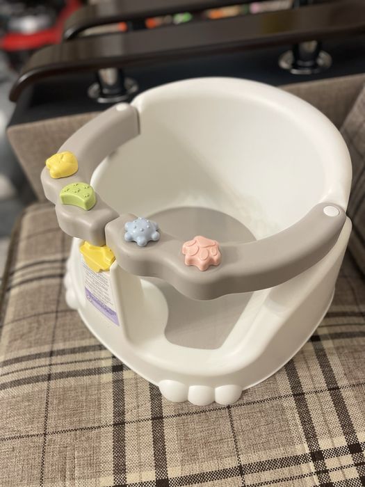 стульчик для купания ребенка