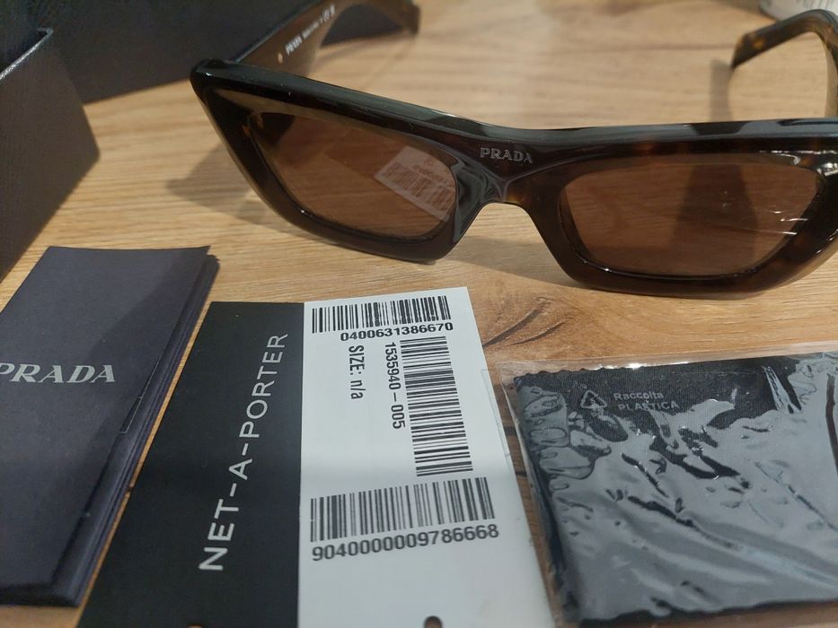 Prada оригинальные солнцезащитные очки