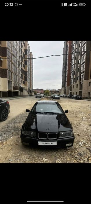 Продам Бмв в хорошем состояний