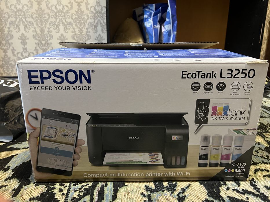 Принтер Epson L3250 (МФУ 3в1, А4, струйный, цветной, как новый
