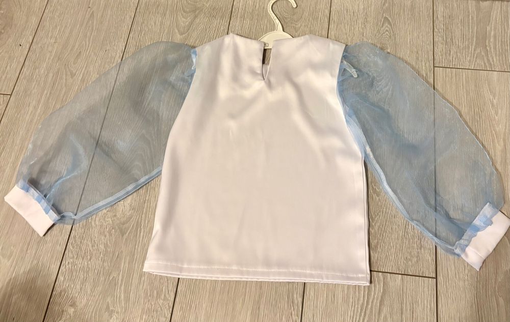 Costum serbare Craciun bluza si fusta albe