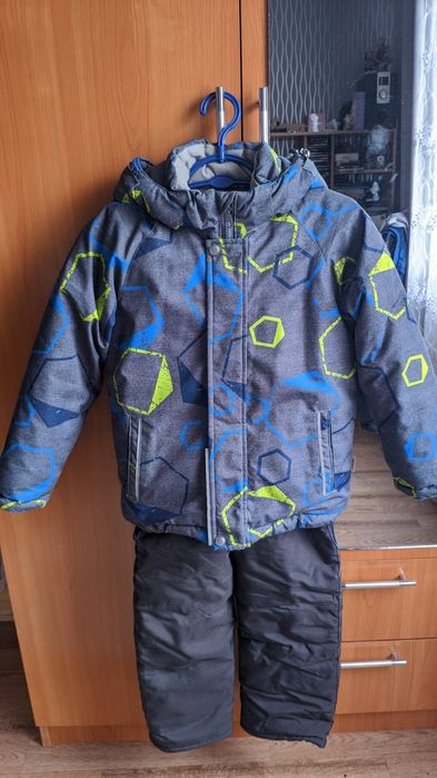 Продам мембранный  зимний костюм
