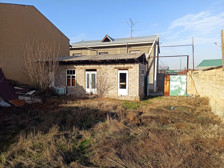Эшон Гузар кахромон махаладан 4 сотик эр