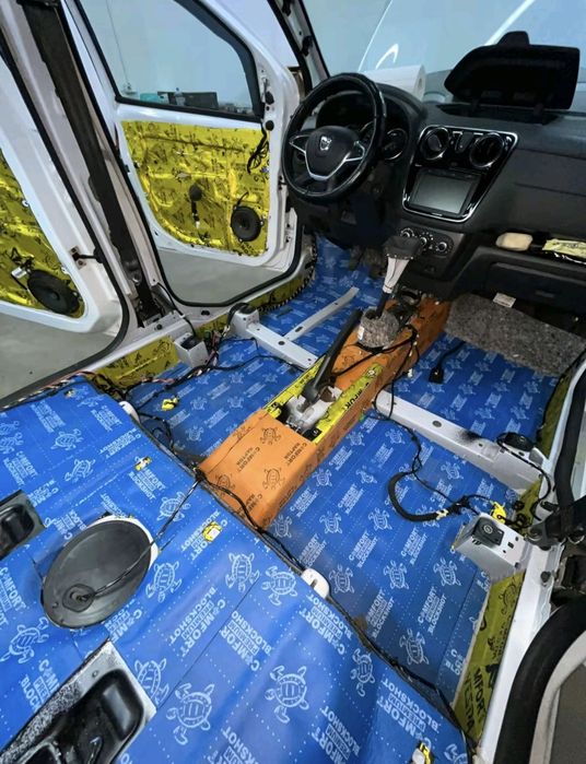 Insonorizare Auto Profesională – Materiale Premium + Montaj Inclus