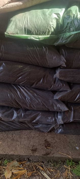 Биогумус сотилади. Продается биогумус