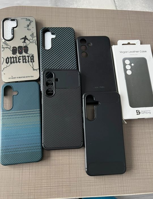 Vând huse iPhone 15 pro max 13 pro pro max Samsung s24 40 bucata