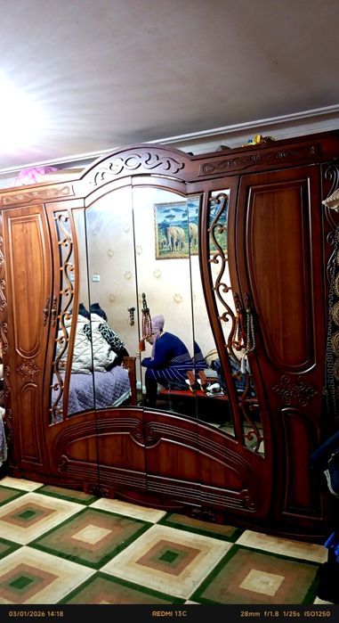 Barcha mebellar sotiladi