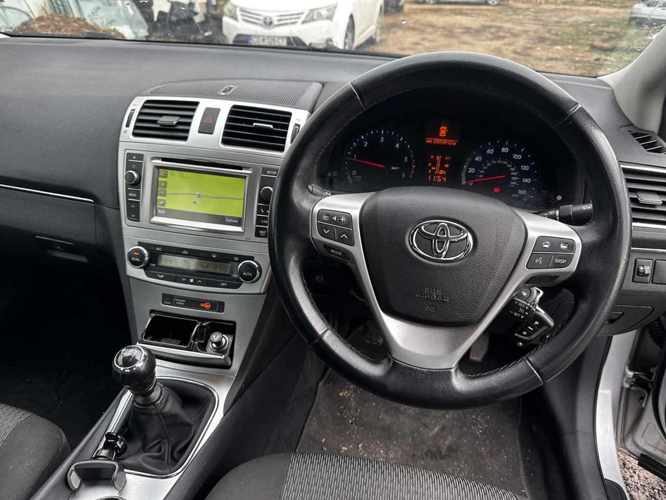 Toyota Avensis 2013г FACELIFT 2.0 D-4D 124 к.с. – НА ЧАСТИ