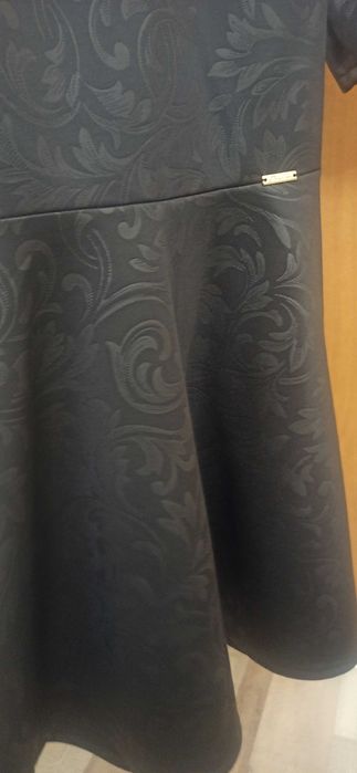 Стилна Рокля "Addict" и ефектна рокля "Junona"