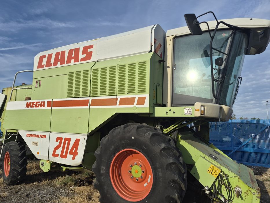 Комбайн Claas Mega 204