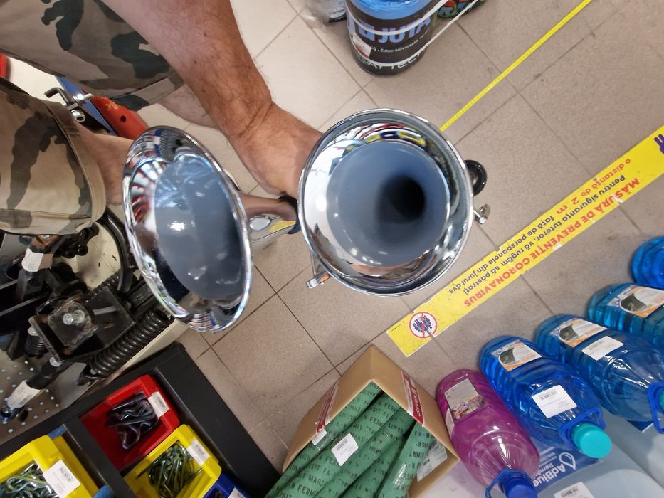 Goarne profesionale camioane autoutilitare tractoare utilaje 12v 24 v