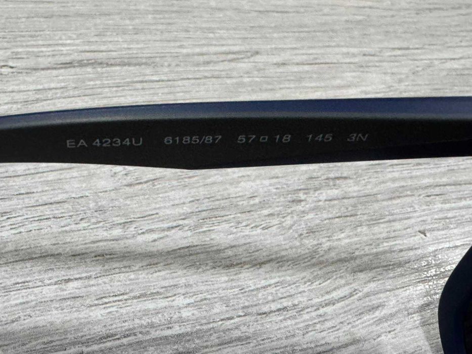 Слънчеви очила Emporio Armani EA4234U