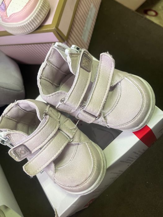 Бебешки буйки Колев и Колев бледо розови