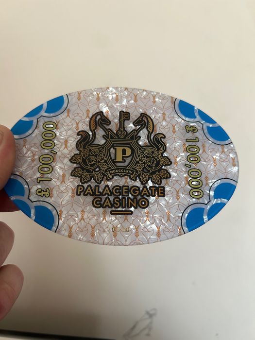 ВИП покер чип 100,000 паунда