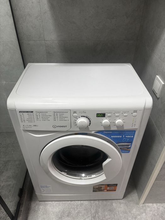 Стиральная машина Indesit