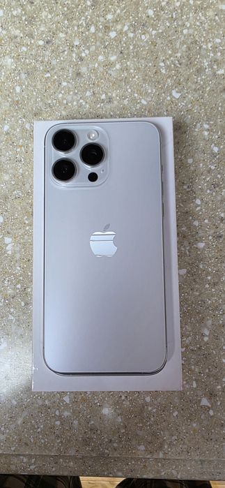 Продаётся телефон iPhone 15 256  Pro Max  в идеальном  состоянии