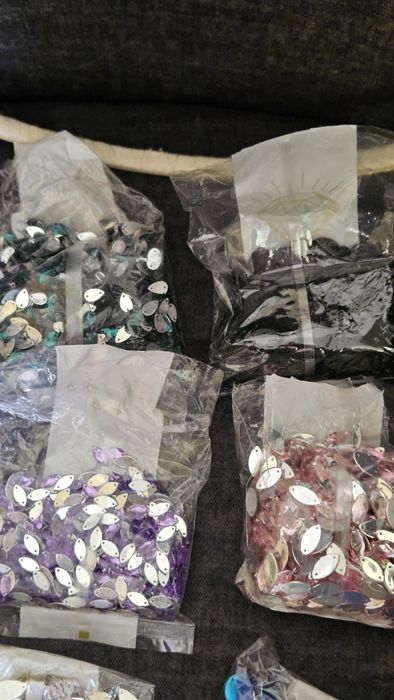 ППродаю капельки бусинки за 8000т